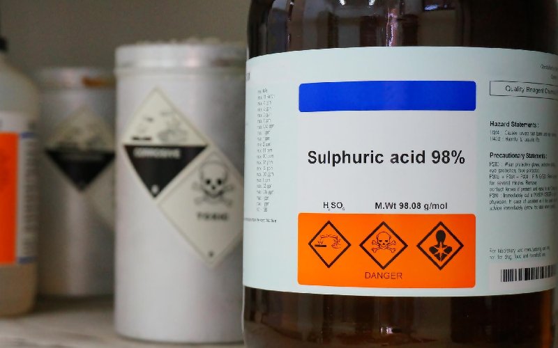 ۷ ویژگی عجیب سولفوریک اسید